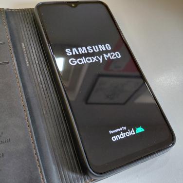 Samsung Galaxy M20