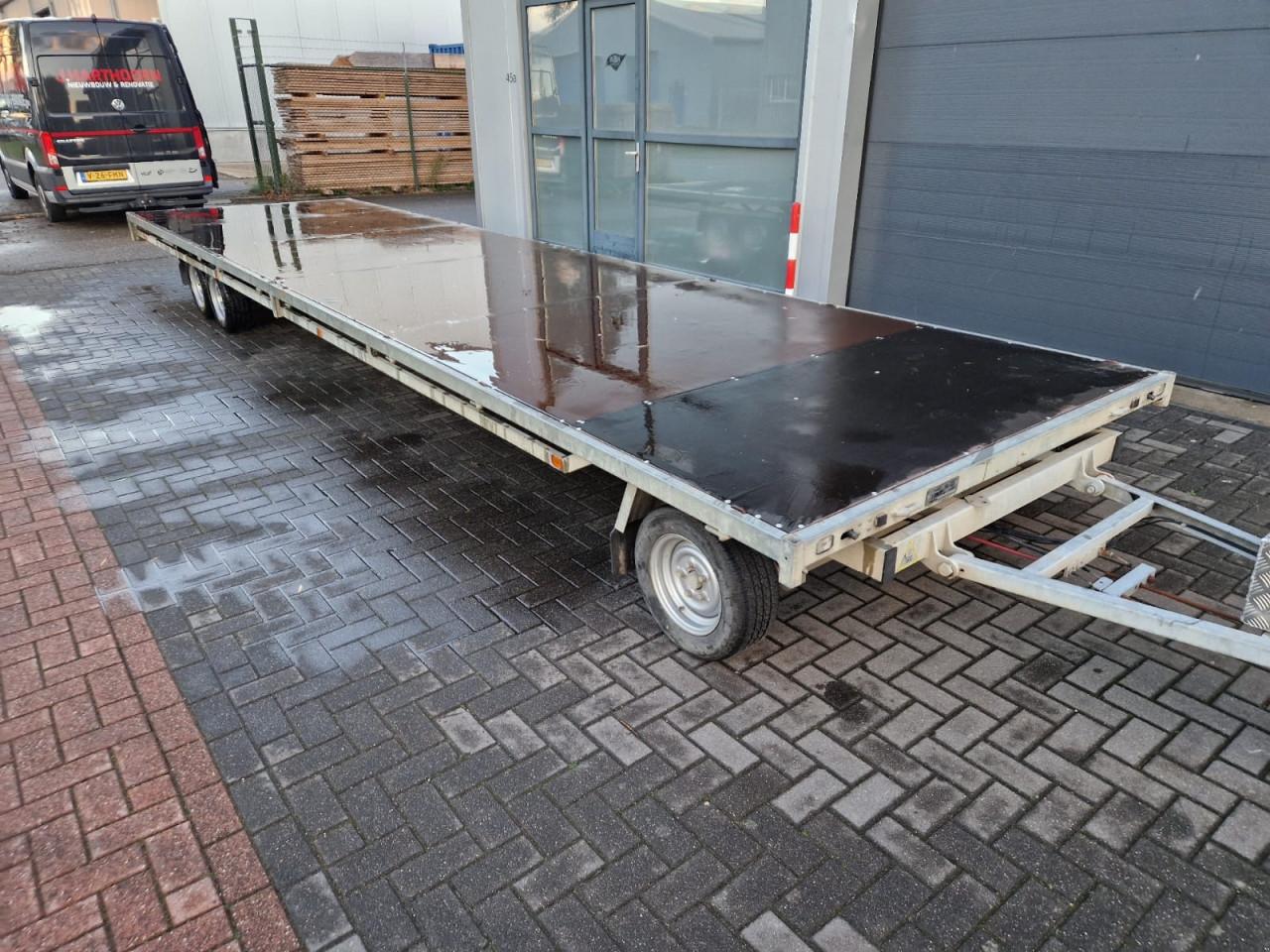 Schamelwagen te huur