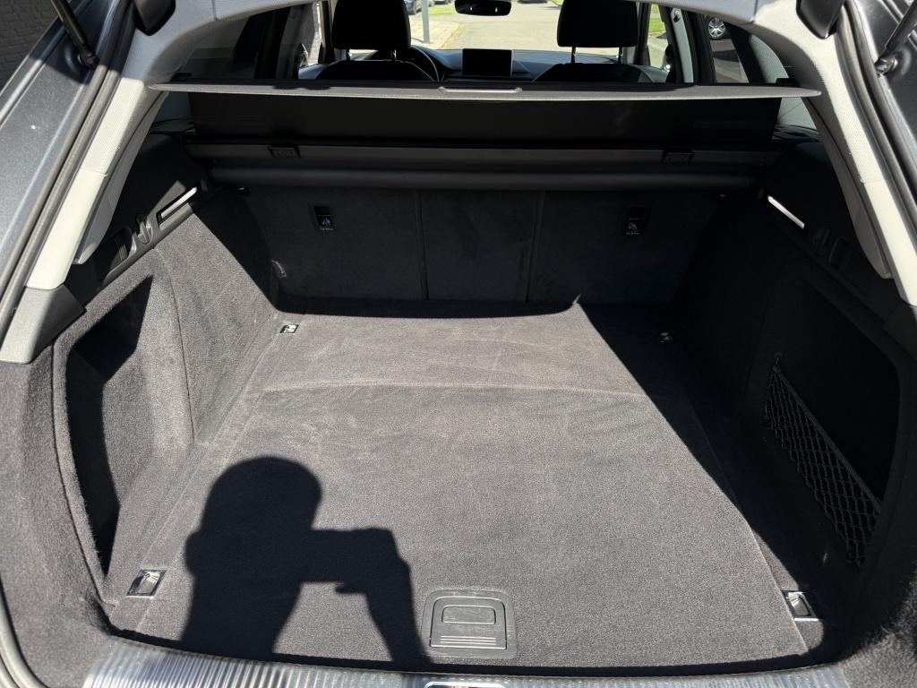 Audi A4 avant 35 tfsi design pro line - leer - trekhaak -