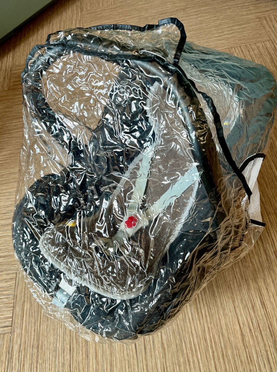 Maxi Cosi met Voetenzak, Regenhoes, Airlayer