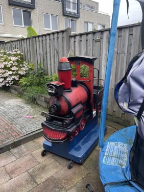 Kiddy ride / Kinderautomaat - Beweegbare trein