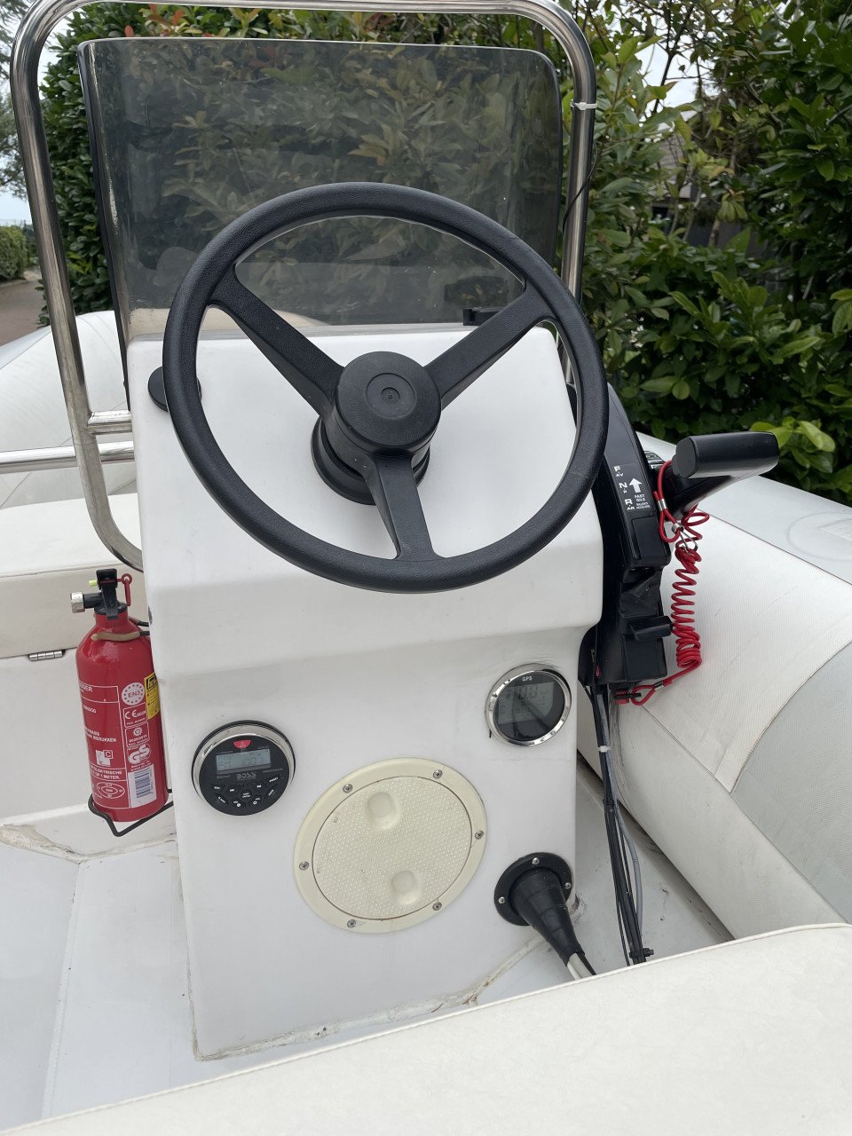 4mtr RIB allu.V-bodem +25pk Honda BB