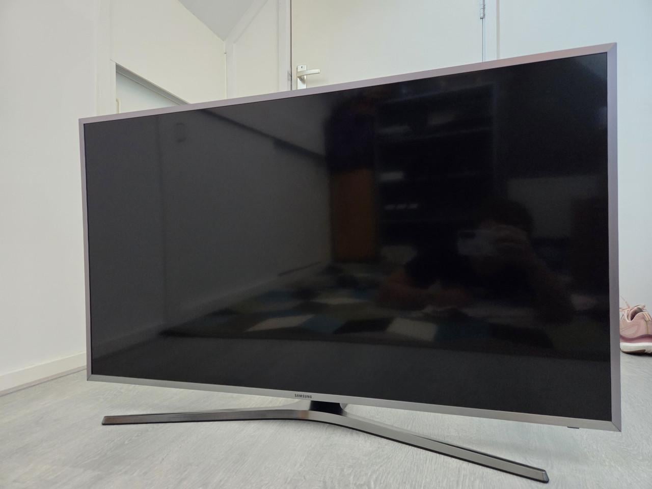 Samsung UE40MU6450 - 40" 4K UHD Smart TV