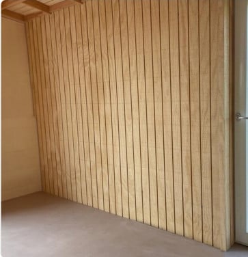 4 nieuwe houten platen van 244x122cm voor aftimmering kapschuur of veranda.