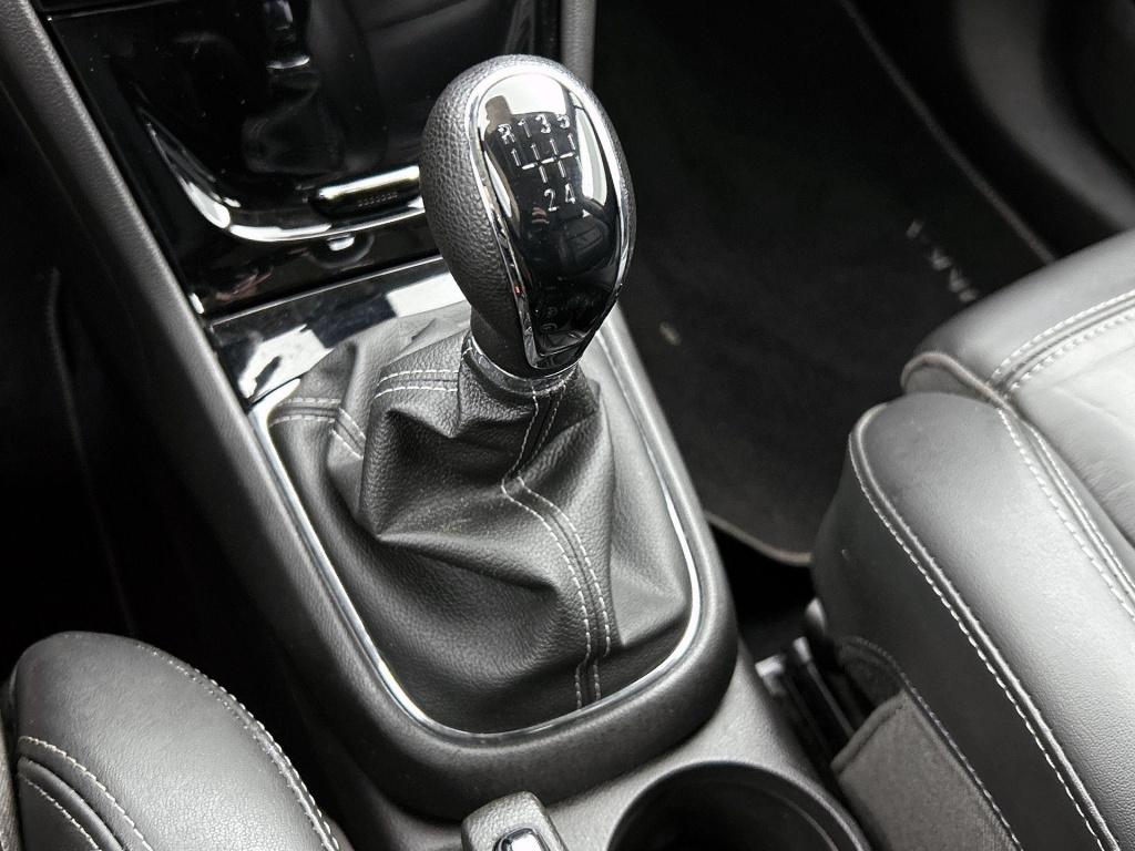 Opel Mokka 1.4 turbo black edition | lederen bekleding | camera | schuif- k