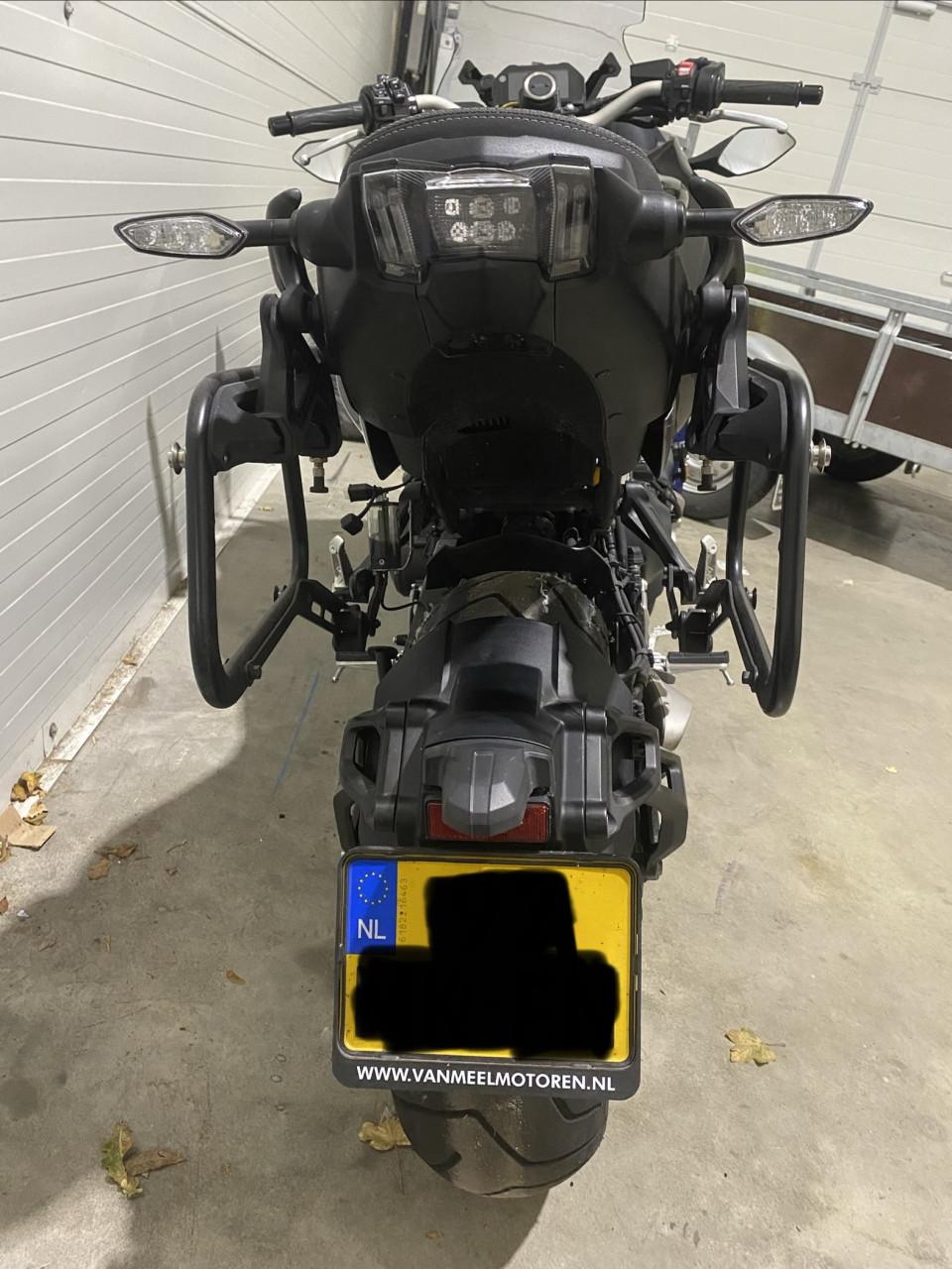 YAMAHA NIKEN MXT850 2019