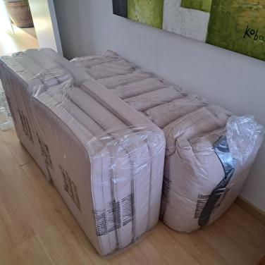 Nieuwe tuinbankkussens beige/zandkleurig