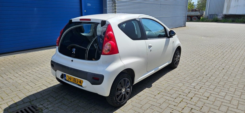 Peugeot 107