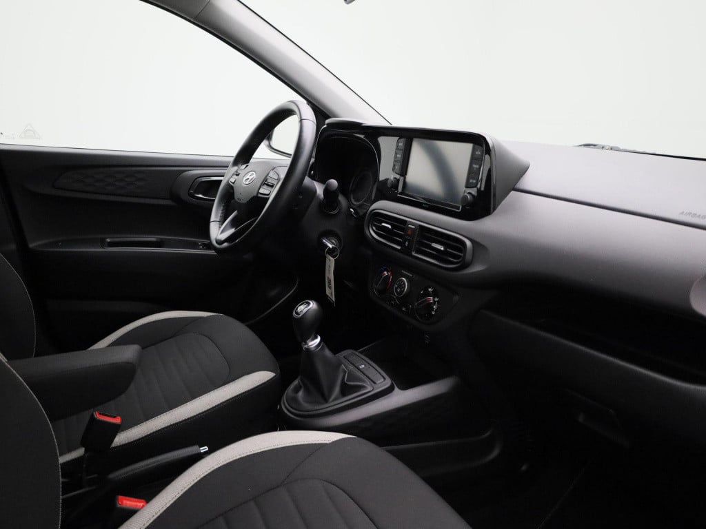 Hyundai I 10 1.0 comfort | apple carplay / android auto | airco | achteruit