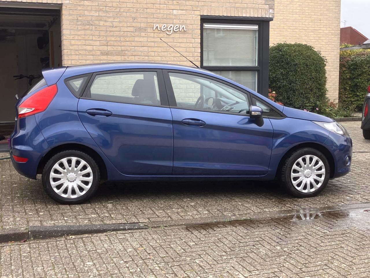 FORD FIESTA  automaat