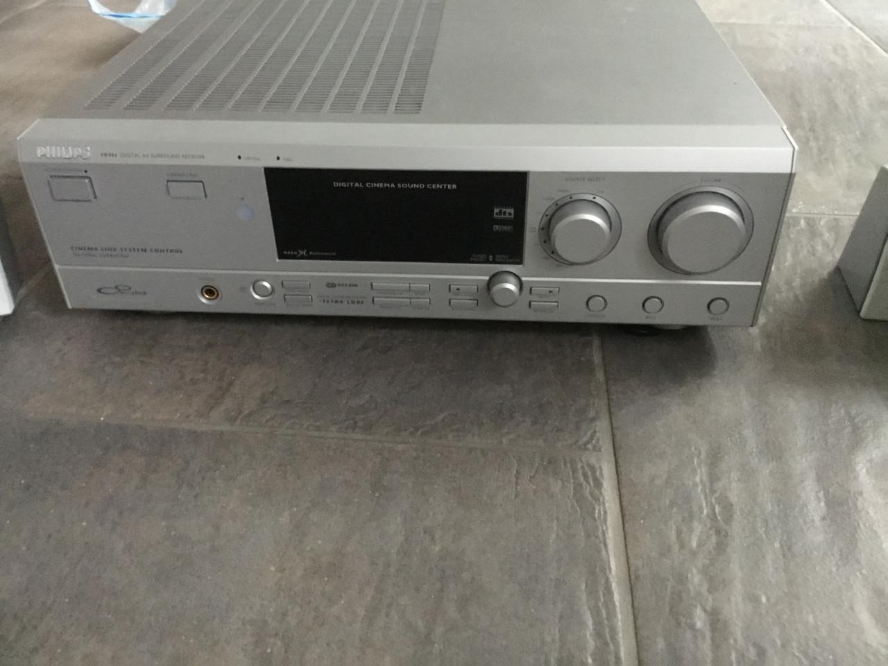 Philips FR984 Surround receiver incl speakers/subwoofer