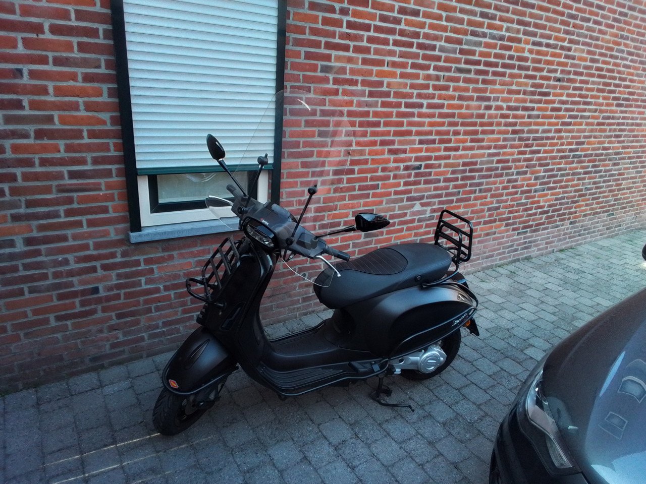 Vespa Sprint Notte zwart special edition 2020