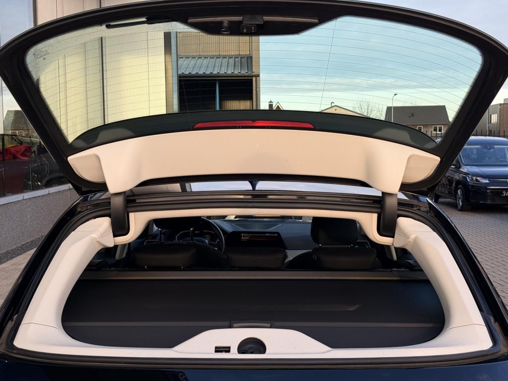 BMW 3-serie touring 330e | stoelverwarming | apple carplay | achteruitrijca