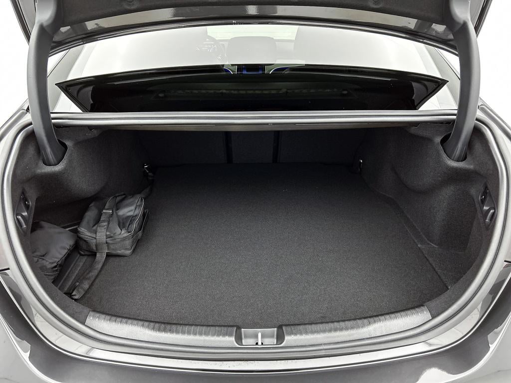 Mercedes-Benz C-Klasse 300 e business solution amg | nightpakket | trekhaak