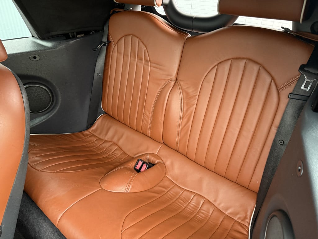 Mini Cooper Cabrio mini 1.6 115pk chili sidewalk
