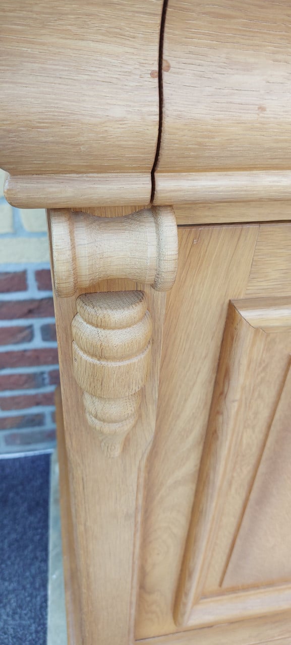 Eiken dressoir