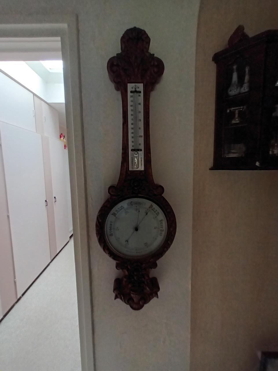Antieke barometer eiken