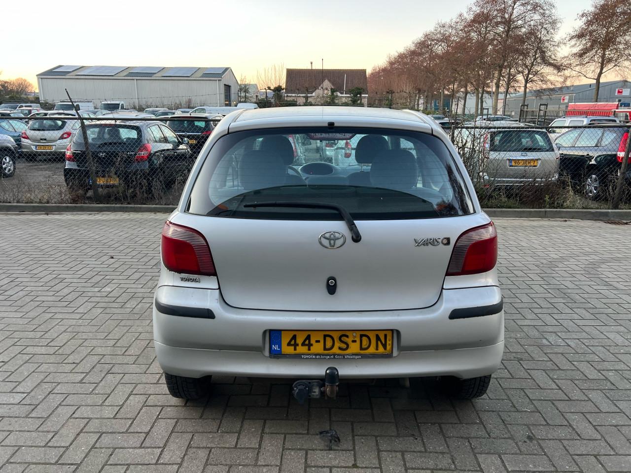 Toyota Yaris 1.0-16V VVT-i Sol Jaar Apk