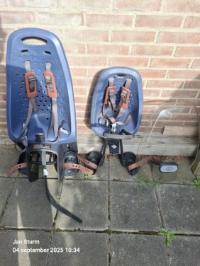 Complete set Yepp fietsstoeltjes.