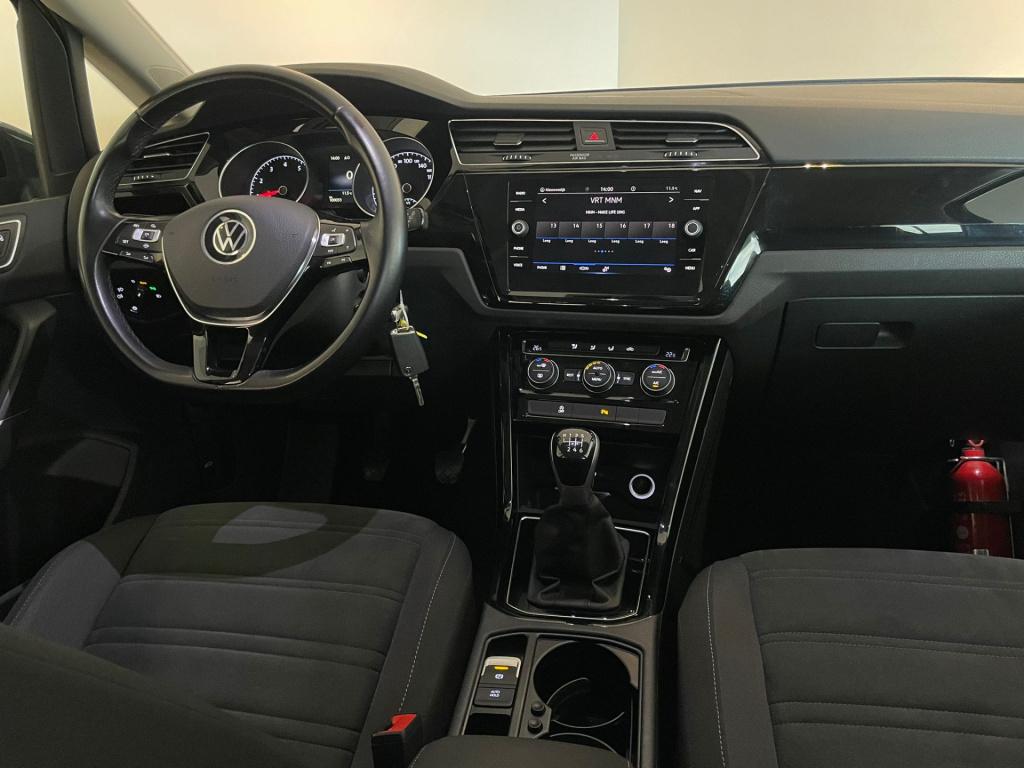 Volkswagen Touran 1.5 tsi highline