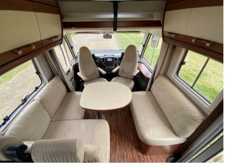 Hymer B654 SL Silver-Line Top staat