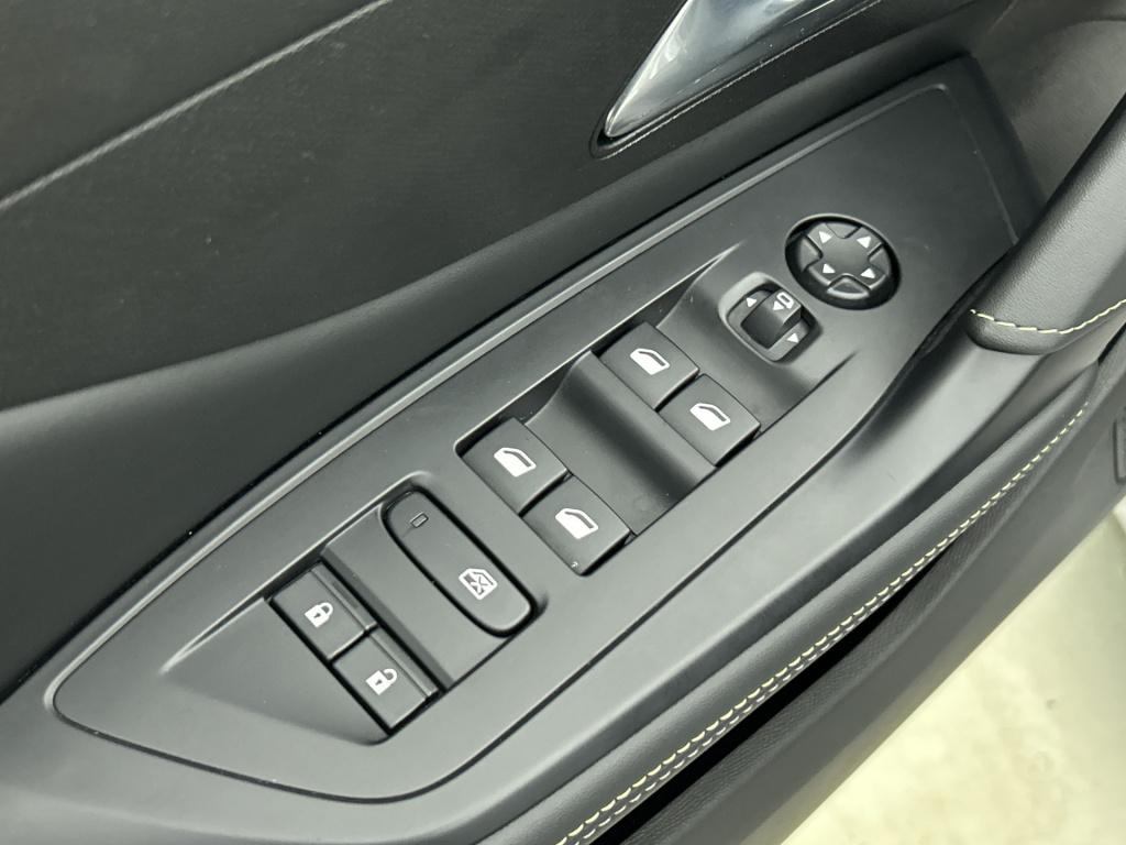 Peugeot 308 sw plug-in hybrid 225pk automaat gt | elektrische achterklep | 