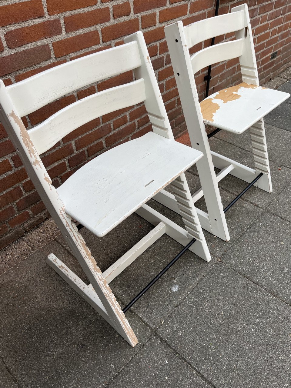 2 TRIP TRAP Stoelen.