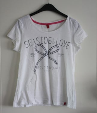 Wit shirt met letters en strik print maat xl