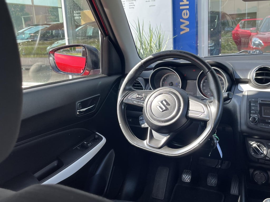 Suzuki Swift 1.2 comfort | airco | radio | lmv |