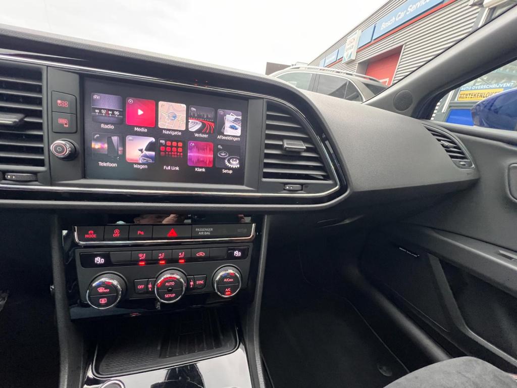 Seat Leon st 1.4 ecotsi fr, schuif/kanteldak, camera, alcantara, trekhaak e