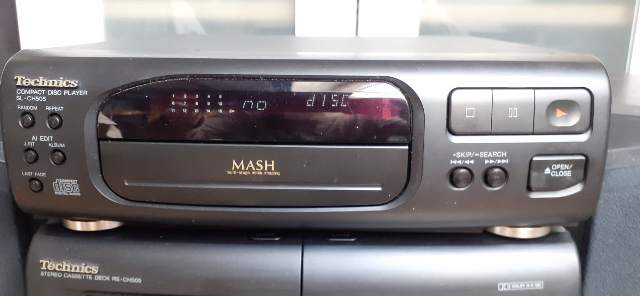 Stereo set technics compleet met boxen kabels en ab