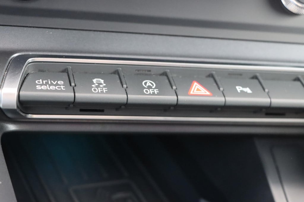 Audi Q3 35 tfsi pro line s 150pk s-tronic