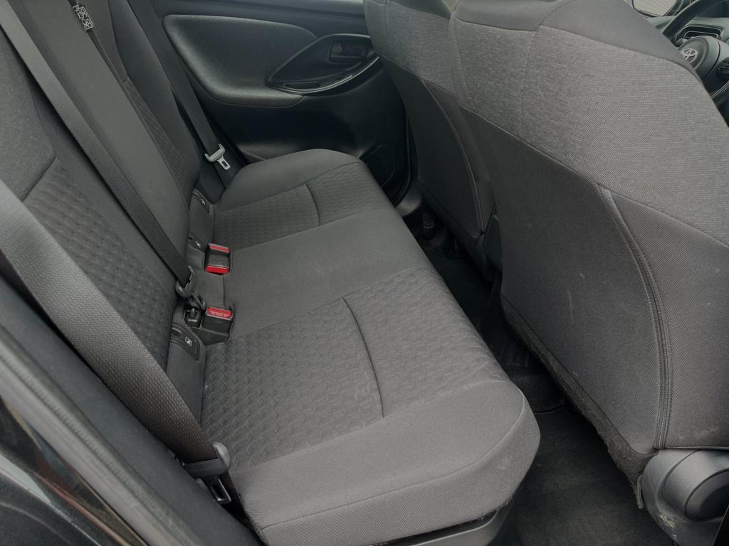 Toyota Yaris 1.5 hybrid dynamic | orig. nl | 1e eig. | btw