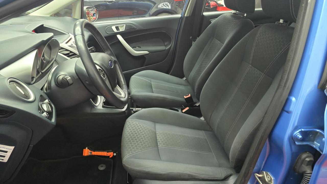 Zeer mooie Ford Fiesta 1.4 Titanium Bouwjaar: 2012