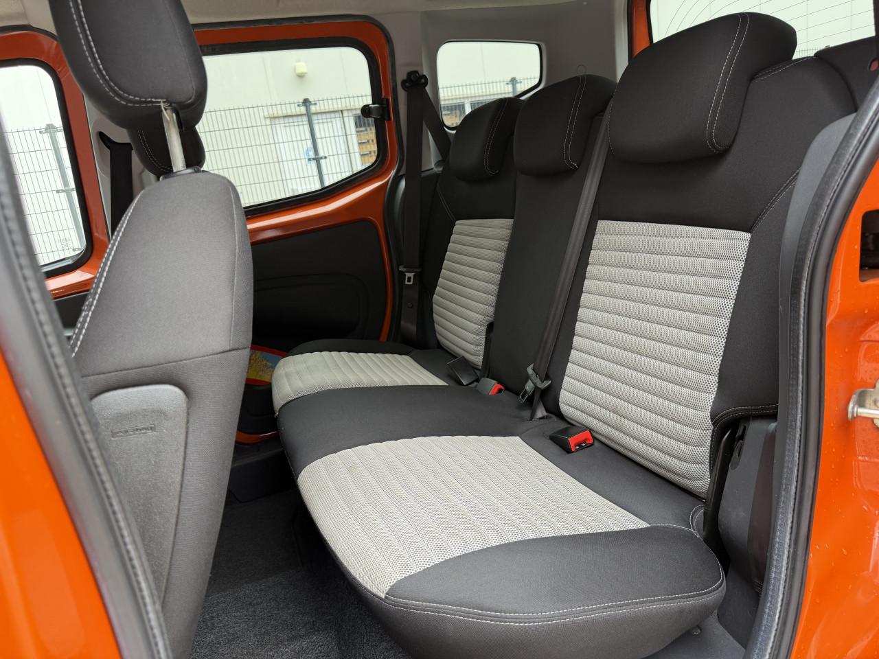 Fiat Qubo 1.4 Dynamic 54KW 5DRS 2009 Oranje Airco Apk Nap
