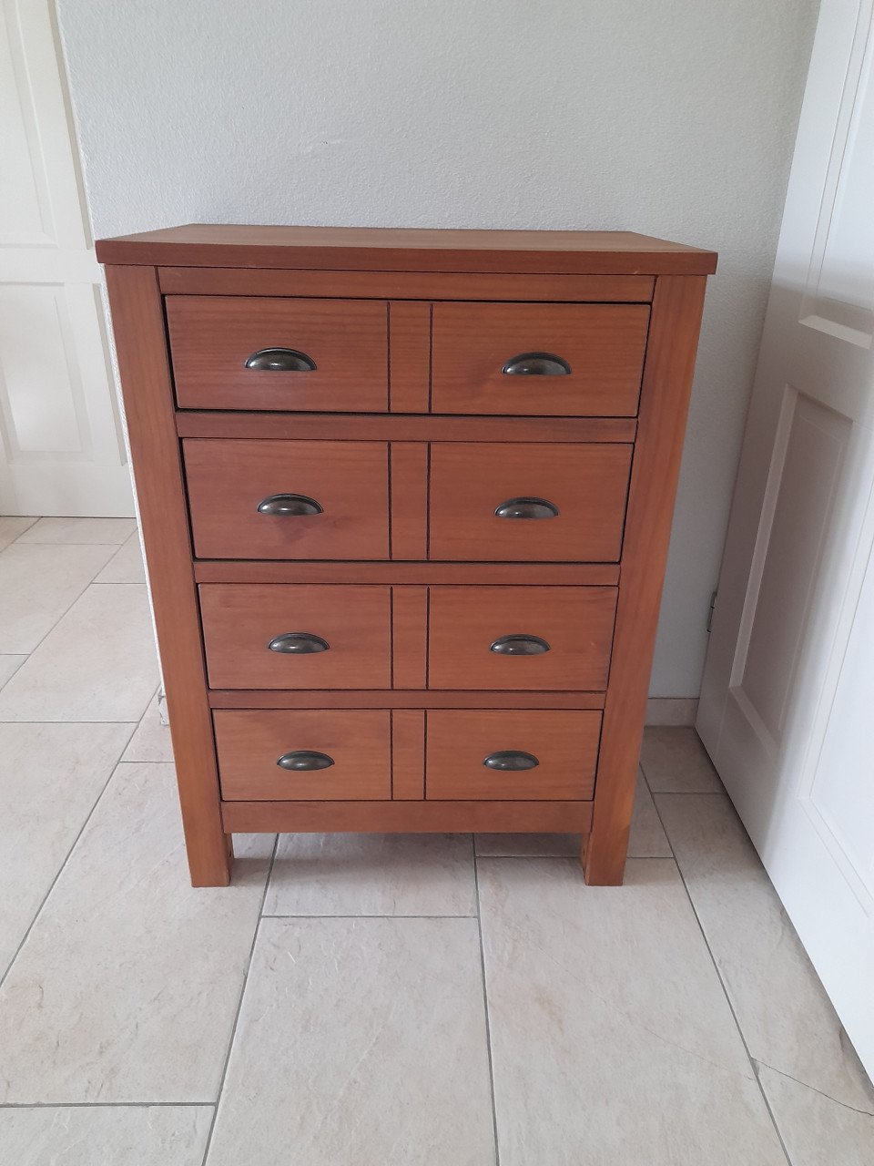 Ladenkastje  70 x 45 x 96H (in goede nette staat)