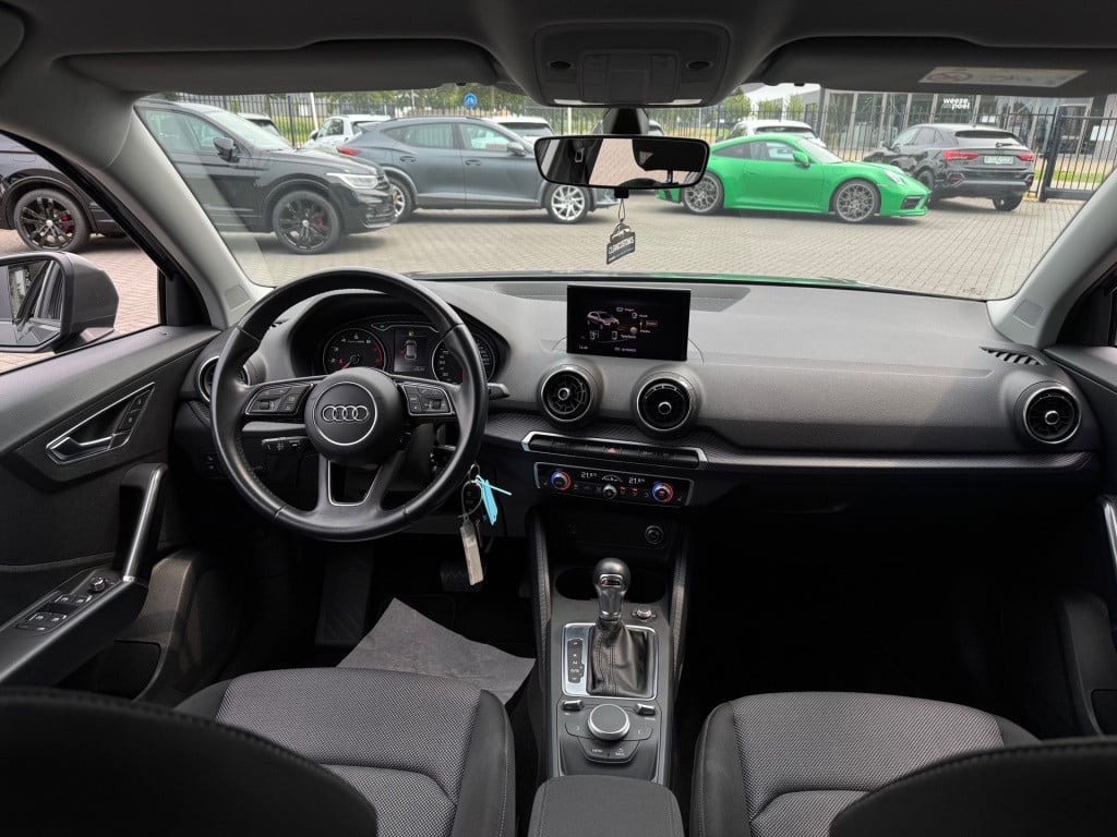 Audi Q2 1.4 tfsi cod * carplay * sfeerverlichting * stoelverwarming