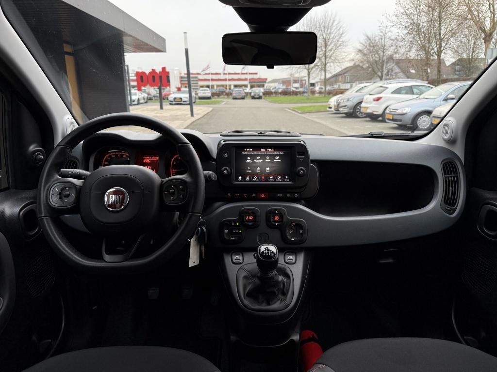 Fiat Panda 1.0 hybrid red cross // carplay , android auto //