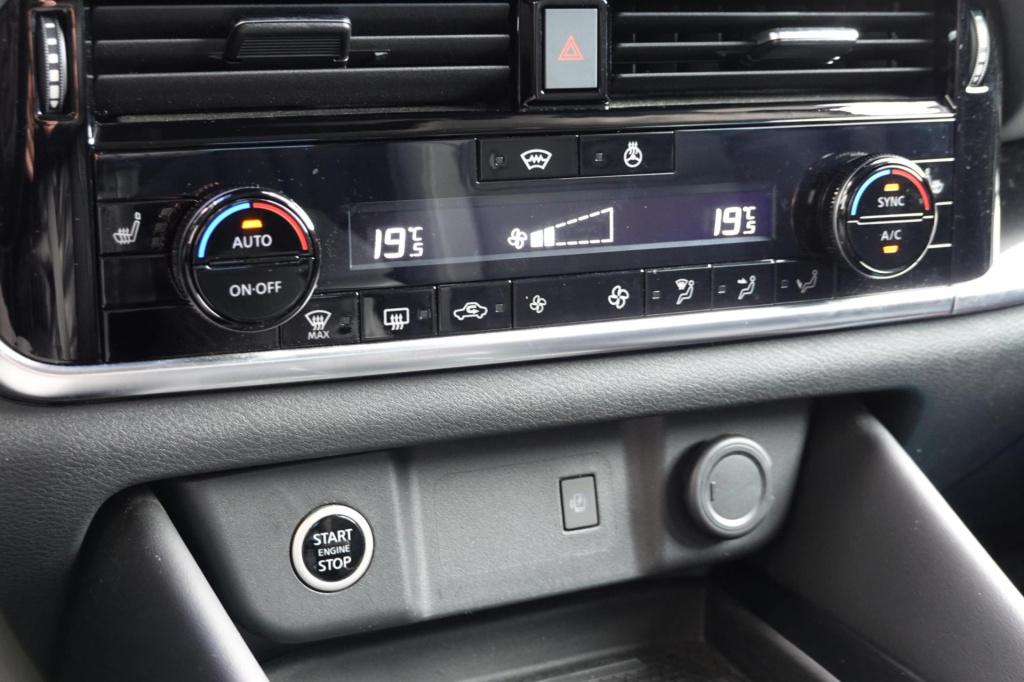 Nissan Qashqai 1.3 mhev xtronic n-connecta