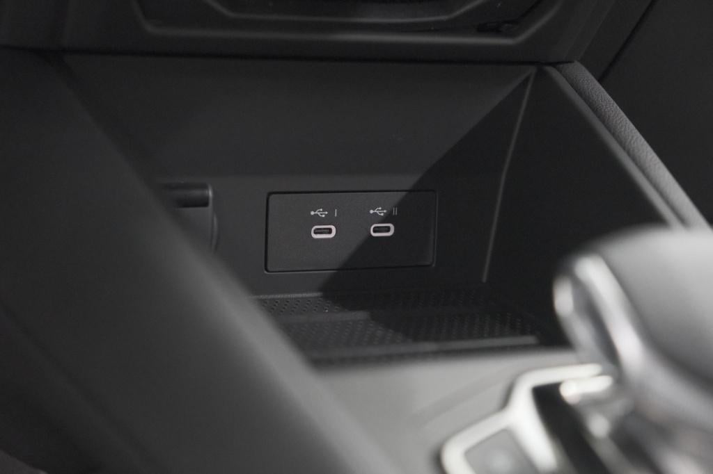 Renault Captur mild hybrid 160 edc techno | pack winter | camera | adaptiev