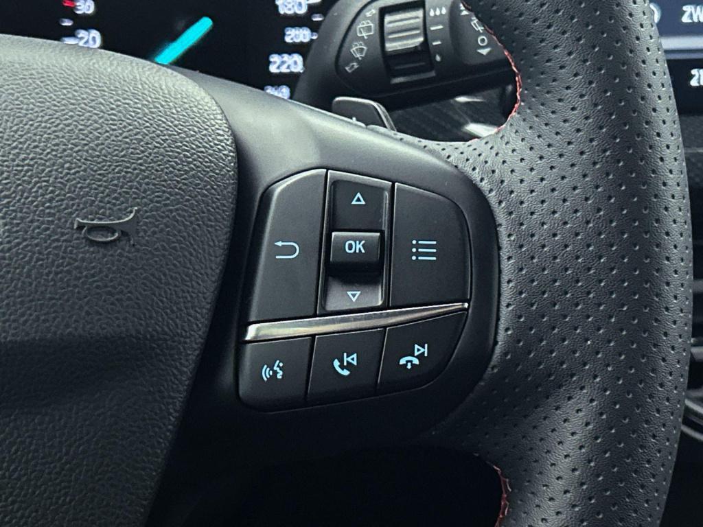 Ford Focus wagon 1.0 ecoboost hybrid st-line | automaat | climate control |