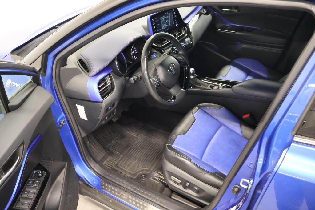 Toyota C-hr 2.0 hybrid bi-tone