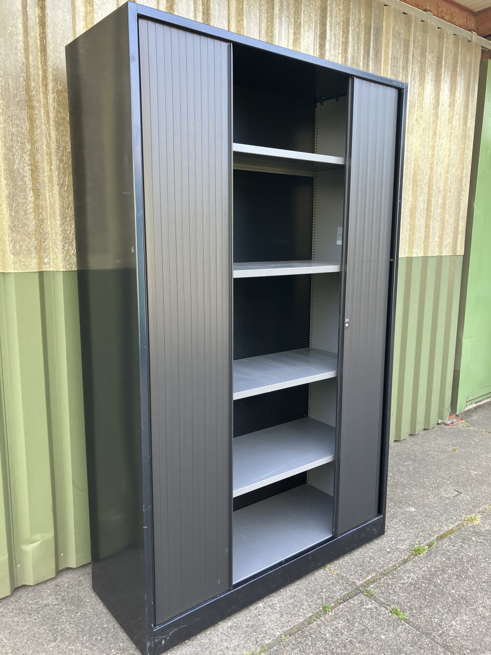Ahrend roldeurkast 195 x 120 x 45