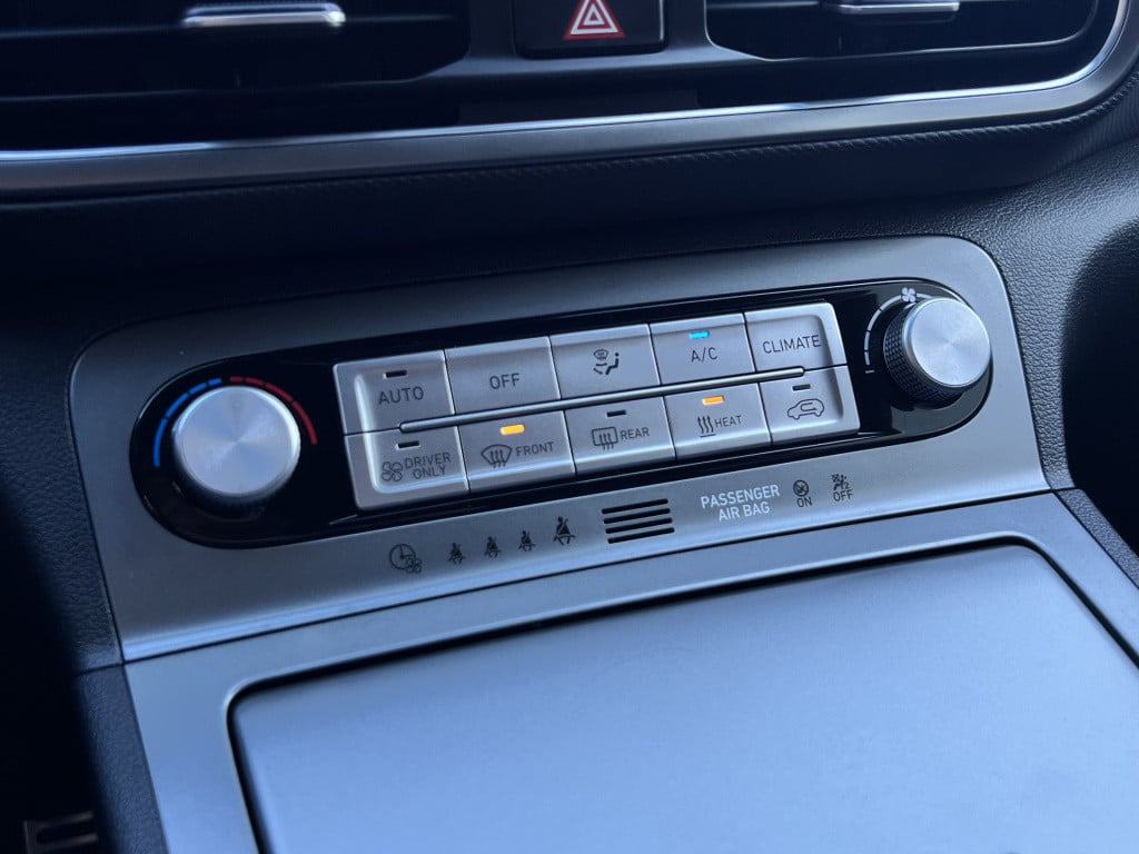 Hyundai Kona ev fashion 39 kwh