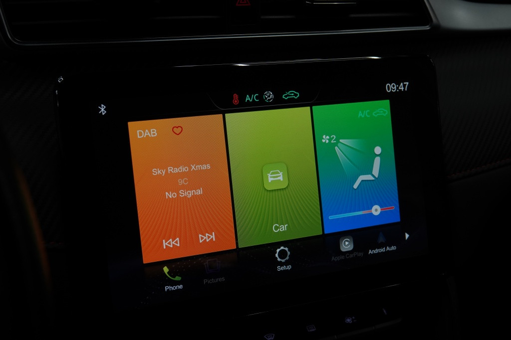 MG ZS 1.5 vti | pdc | led | cruise |