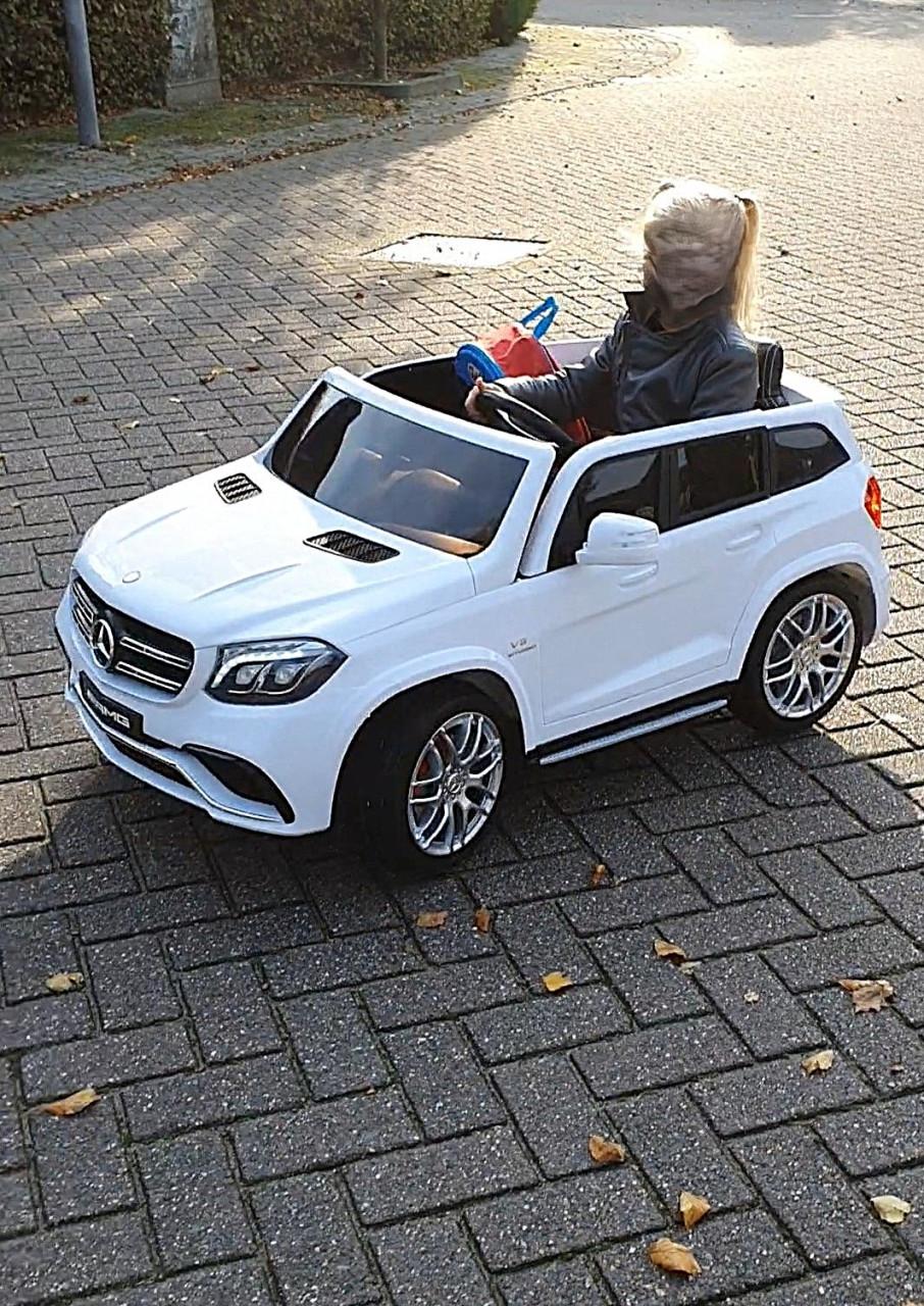 KINDERAUTO (MERCEDES)