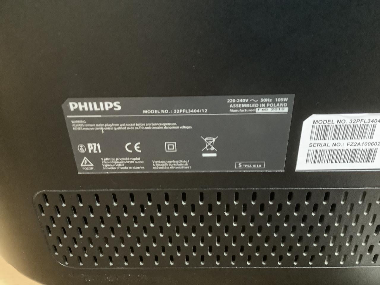 Lcd tv Philips van 32 inch, type 32PFL3404 met afstandsbediening.