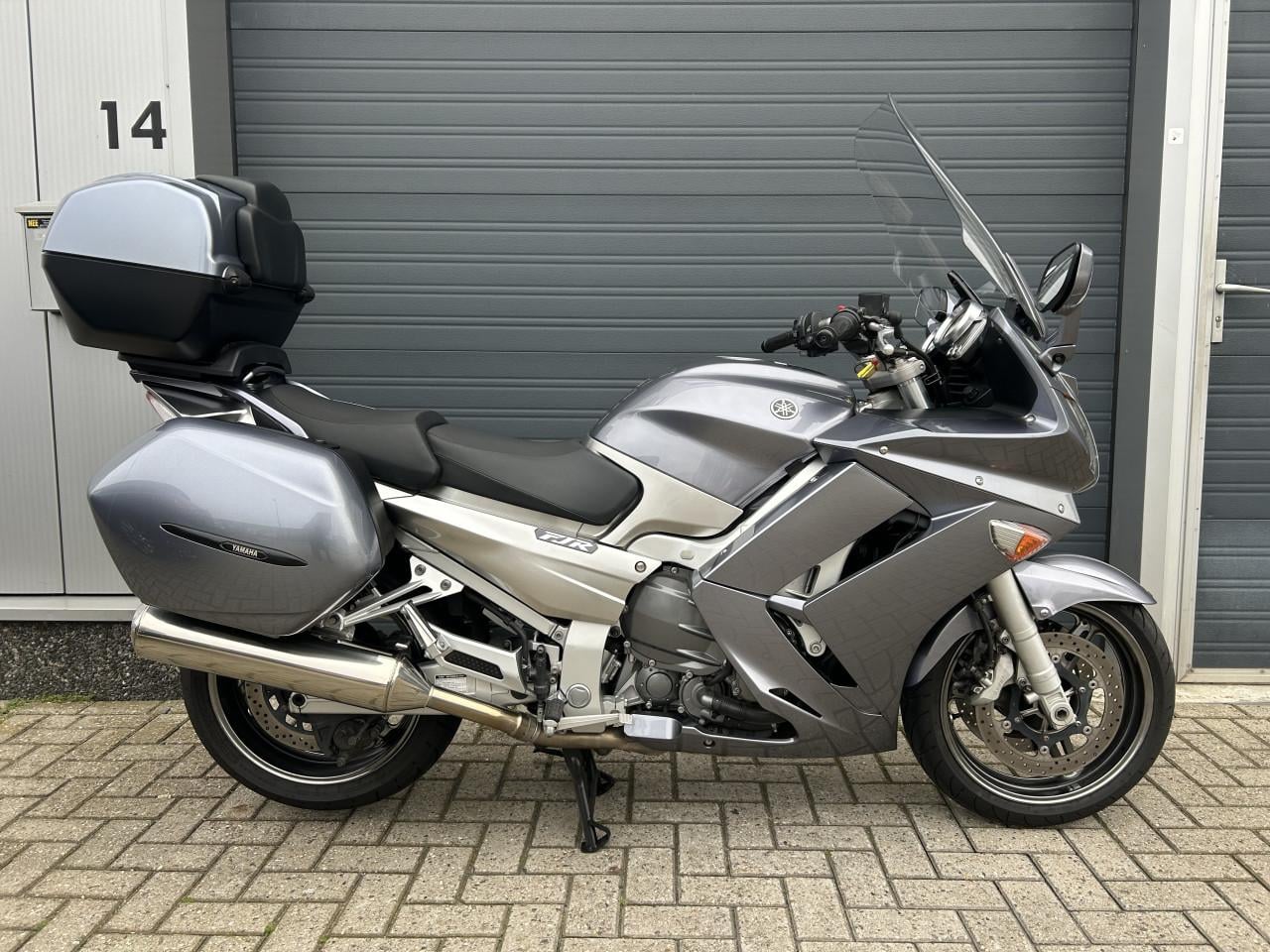 Yamaha FJR1300AS uit 2006 met 40 dkm, puntgave sportieve tourmotor €4500,-