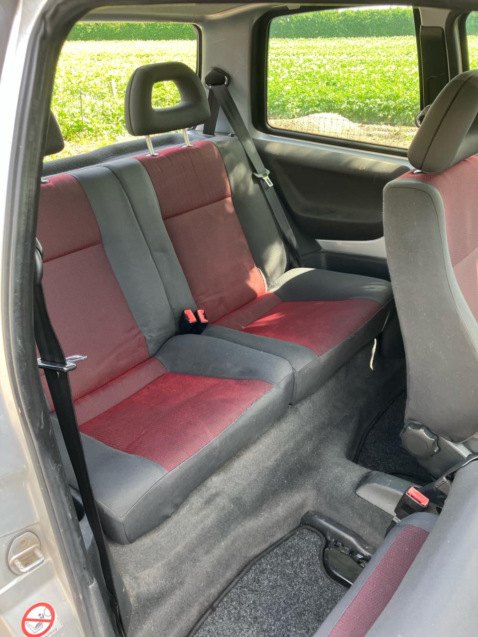 Seat arosa
