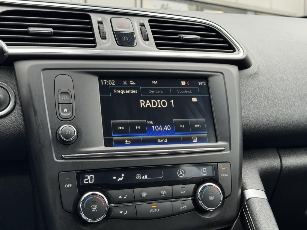 Renault Kadjar 1.2 tce intens | trekhaak | navigatie | camera | cruise & cl